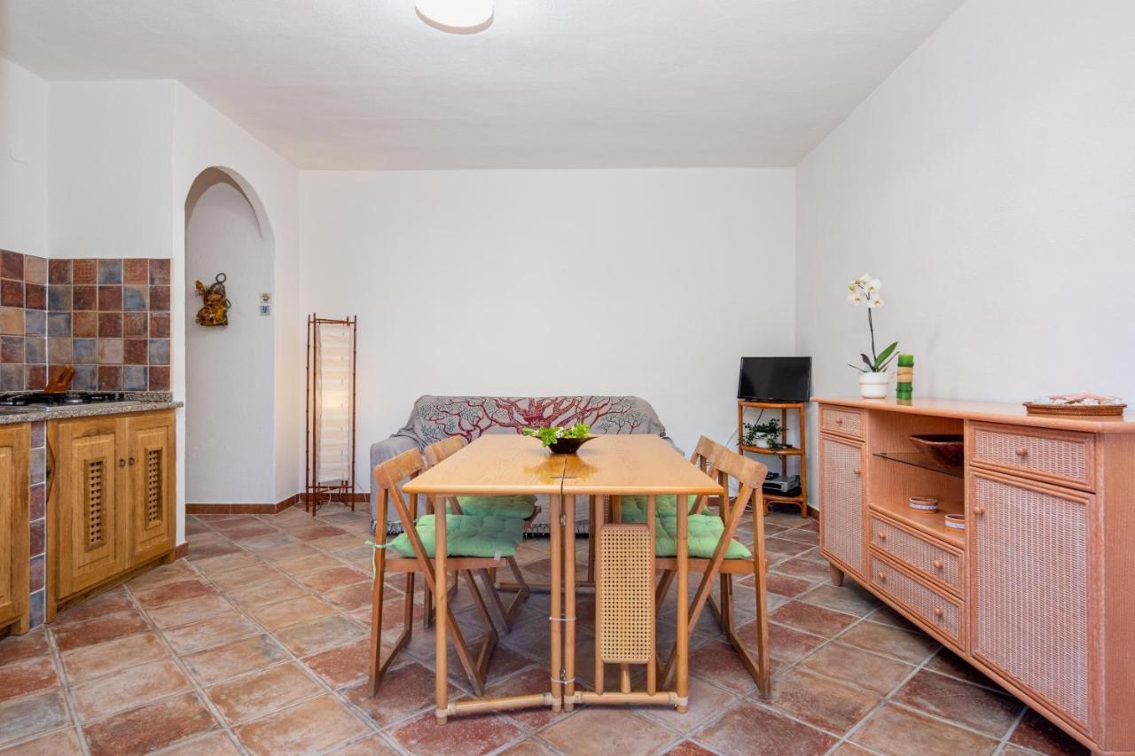 Holiday House Li Piri Сан-Теодоро Екстер'єр фото