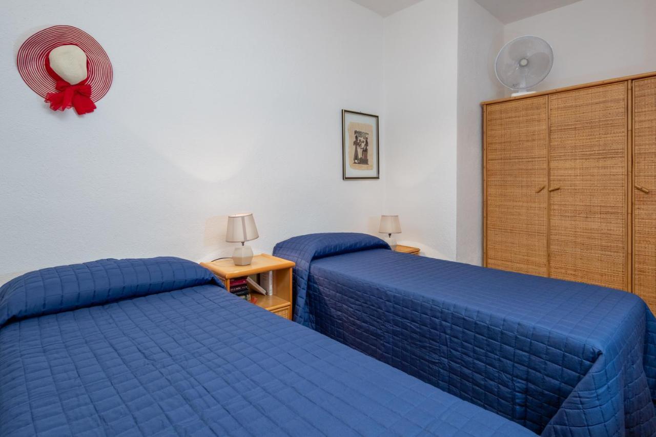 Holiday House Li Piri Сан-Теодоро Екстер'єр фото
