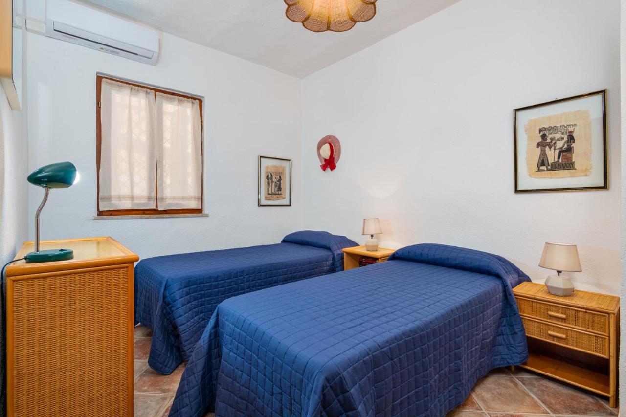 Holiday House Li Piri Сан-Теодоро Екстер'єр фото